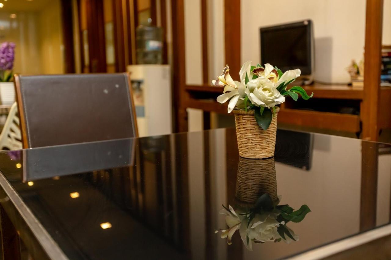 Honey Boutique Hotel Pattaya Exterior photo