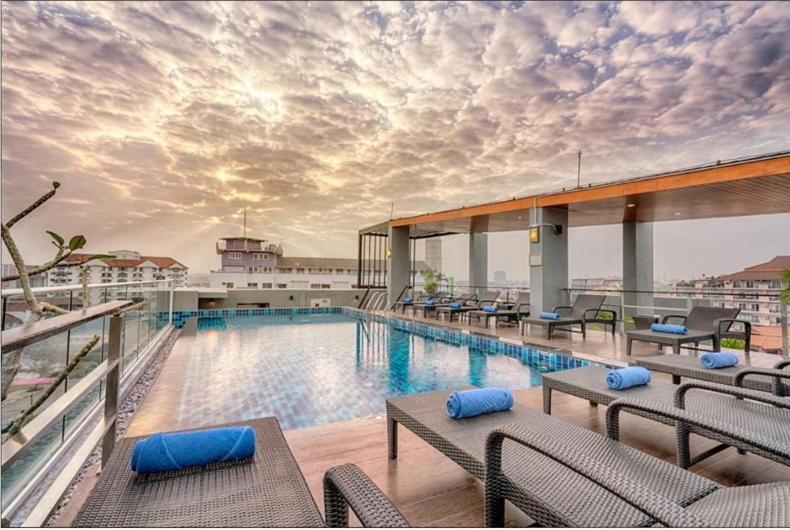 Honey Boutique Hotel Pattaya Exterior photo